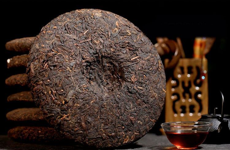 Чай Шу Пуэр из древних деревьев Булане 2014, Зрелый пуэр Yiwu-Bulan 357 г 0909 фото